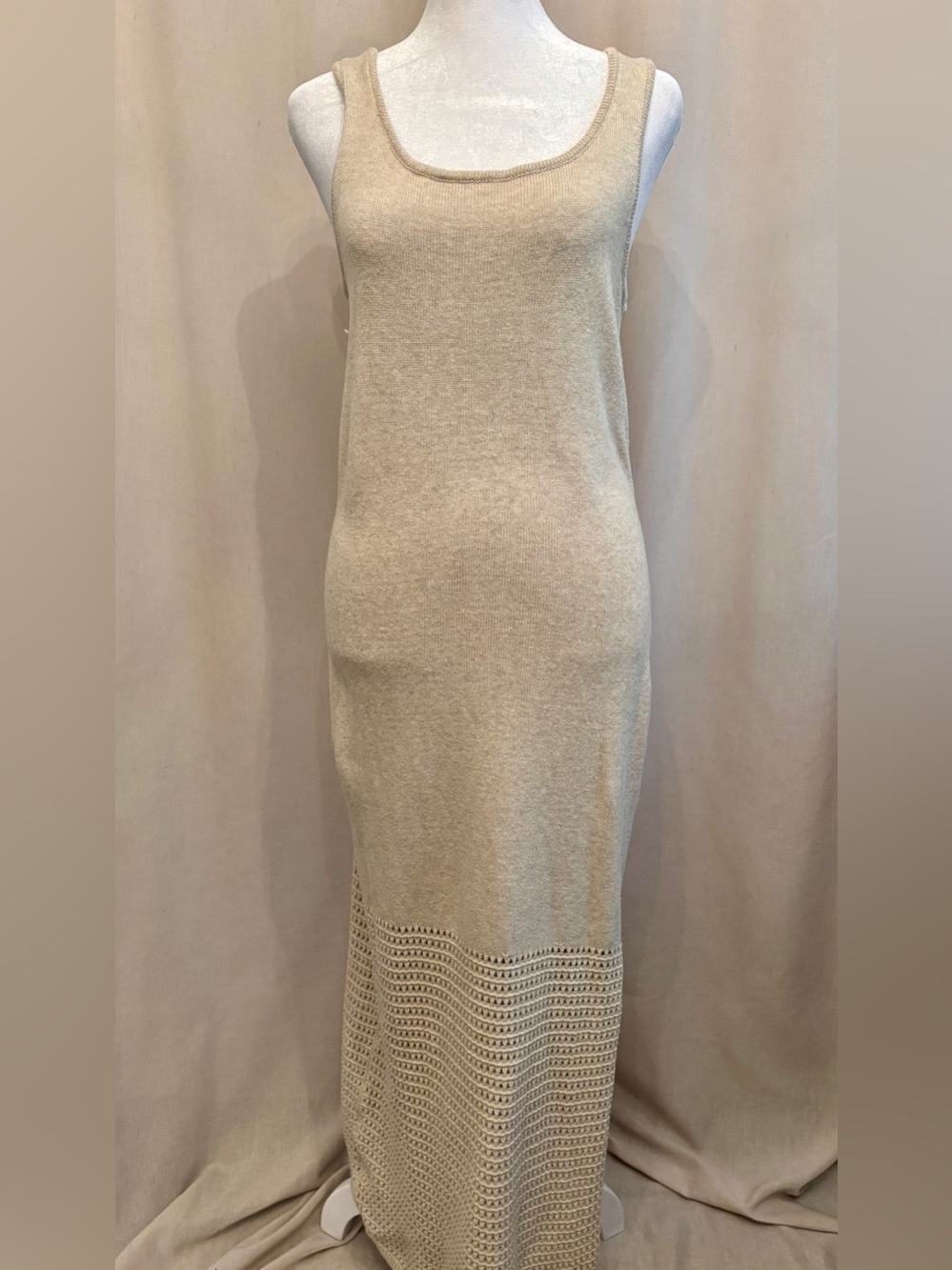 Universal Thread Knit Midi Dress — Size M